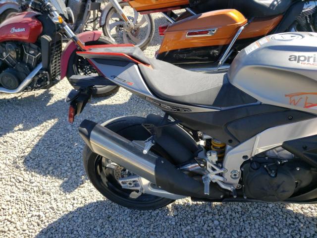 ZD4KYUA07MS000163 - 2021 APRILIA RSV4 1100 GRAY photo 6