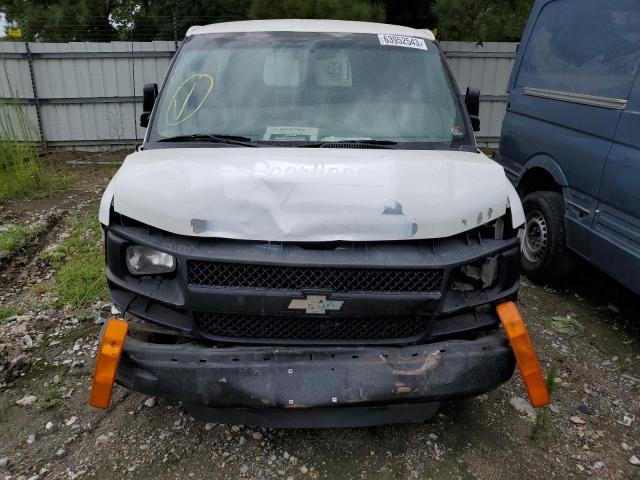 1GCWGGBA6C1157275 - 2012 CHEVROLET EXPRESS G2 WHITE photo 5