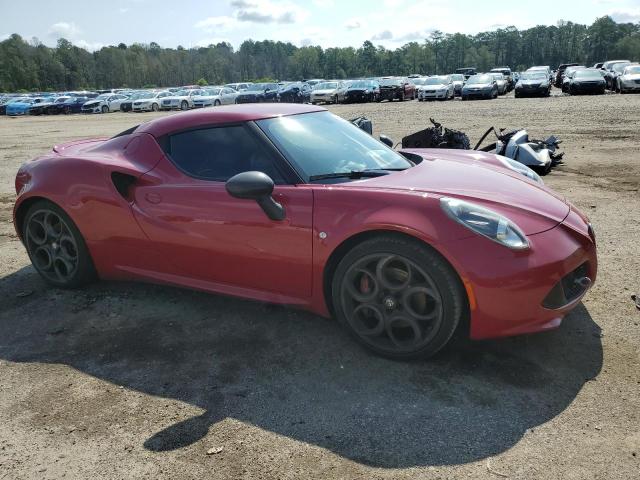 ZARBAAA40FM157581 - 2015 ALFA ROMEO 4C RED photo 4