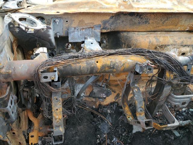 3C6UR5CLXKG685429 - 2019 RAM 2500 TRADESMAN Biały zdjęcie 9