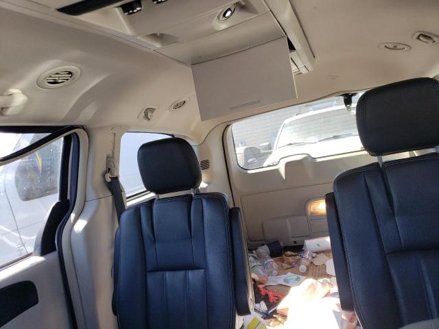 2C4RC1BG8GR205967 - 2016 CHRYSLER TOWN & COU TOURING GRAY photo 10