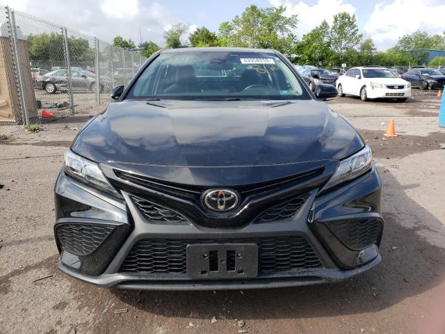 4T1G11AK8PU743019 - 2023 TOYOTA CAMRY SE NIGHT SHADE BLACK photo 5