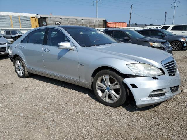 WDDNG9EB6CA475334 - 2012 MERCEDES-BENZ S 550 4MATIC SILVER photo 4