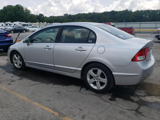 19XFA16629E007058 - 2009 HONDA CIVIC LX-S 银色 照片 2