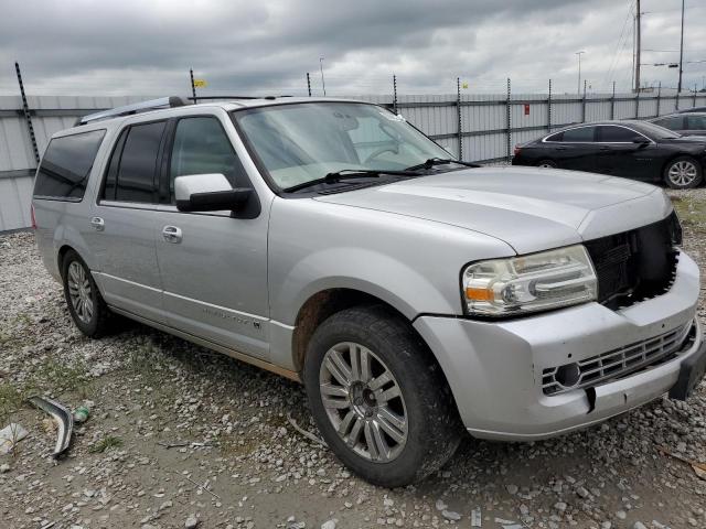 5LMJJ3J53AEJ02225 - 2010 LINCOLN NAVIGATOR L 银色 照片 4