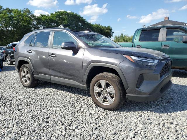2T3P1RFV2RC467403 - 2024 TOYOTA RAV4 XLE Gris foto 4