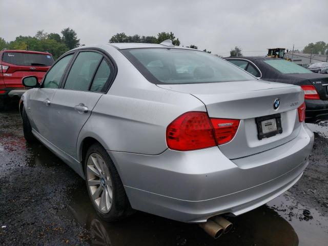 WBAPK5G51BNN29046 - 2011 BMW 328 XI SULEV SILVER photo 2