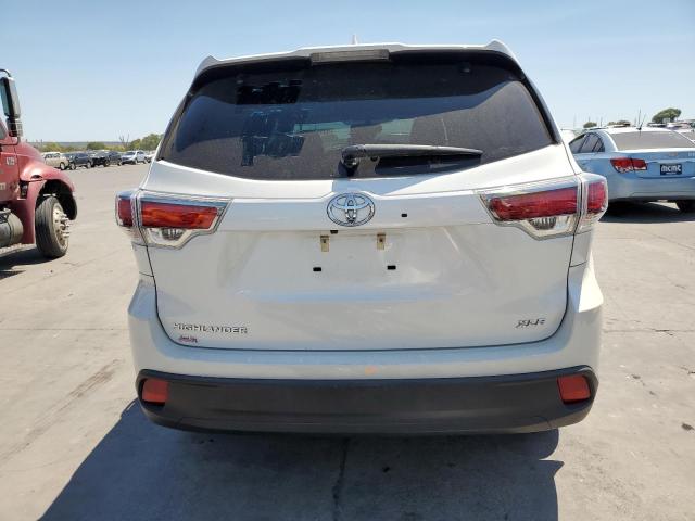 5TDKKRFH4GS505065 - 2016 TOYOTA HIGHLANDER XLE WHITE photo 6
