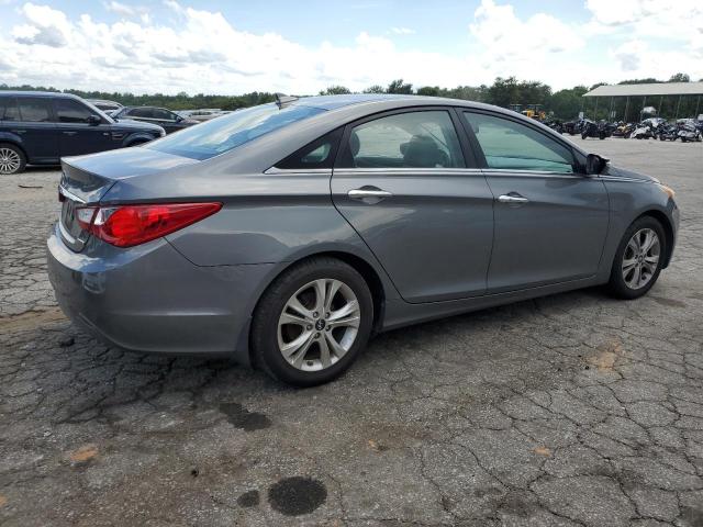 5NPEC4AC2DH649255 - 2013 HYUNDAI SONATA SE SILVER photo 3