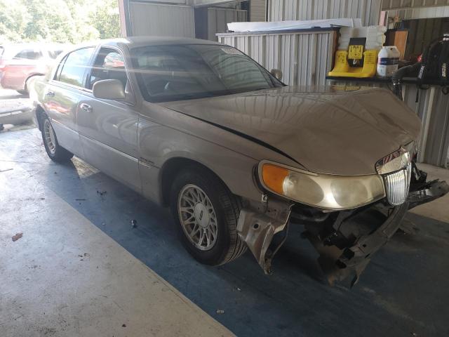 1LNHM81W2YY861570 - 2000 LINCOLN TOWN CAR EXECUTIVE TAN photo 4