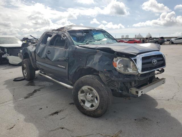 5TETU62NX8Z483814 - 2008 TOYOTA TACOMA PRERUNNER ACCESS CAB BLACK photo 4