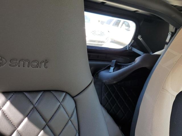 WMEEK31X78K201134 - 2008 SMART FORTWO PAS 银色 照片 10