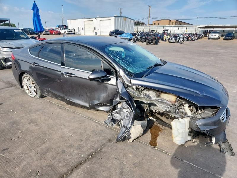 3FA6P0LU6KR106868 - 2019 FORD FUSION SE GRAY photo 4