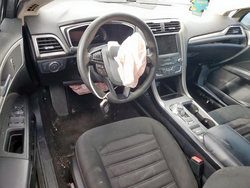 3FA6P0LU6KR106868 - 2019 FORD FUSION SE GRAY photo 8