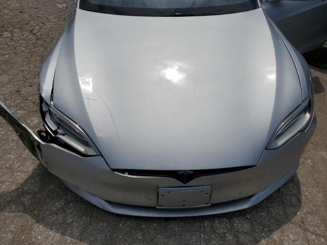 5YJSA1E23HF198849 - 2017 TESLA MODEL S ვერცხლისფერი ფოტო 11