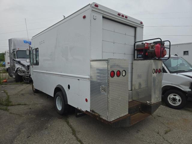 1FCJE39L0YHA72981 - 2000 FORD ECONOLINE E350 SUPER DUTY STRIPPED CHASSIS WHITE photo 2