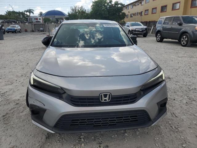 2HGFE2F58RH578576 - 2024 HONDA CIVIC SPORT 银色 照片 5