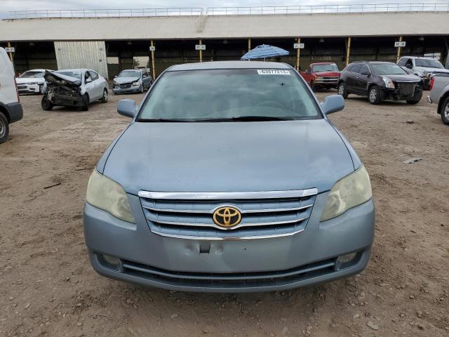 4T1BK36B26U102748 - 2006 TOYOTA AVALON XL TEAL photo 5