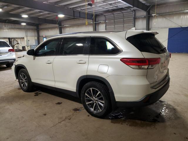 5TDJZRFH1KS714408 - 2019 TOYOTA HIGHLANDER SE WHITE photo 2