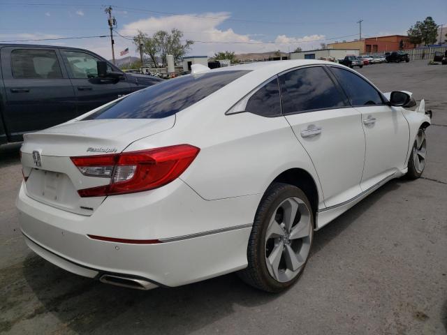 1HGCV1F99JA070877 - 2018 HONDA ACCORD TOURING WHITE photo 3