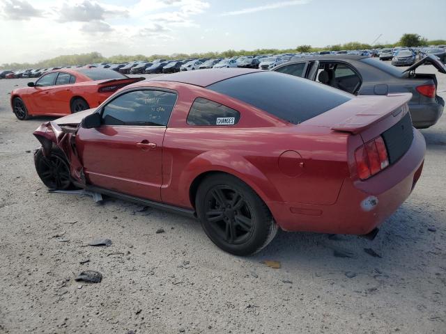 1ZVHT80NX85124079 - 2008 FORD MUSTANG RED photo 2