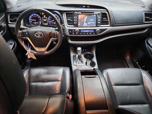 5TDJKRFH9GS309831 - 2016 TOYOTA HIGHLANDER XLE შავი ფოტო 8