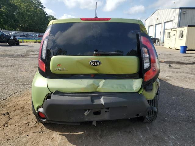 KNDJN2A22F7747732 - 2015 KIA SOUL GREEN photo 6