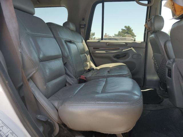 5LMPU28AXXLJ43244 - 1999 LINCOLN NAVIGATOR 白色 照片 10