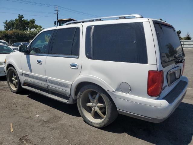 5LMPU28AXXLJ43244 - 1999 LINCOLN NAVIGATOR 白色 照片 2