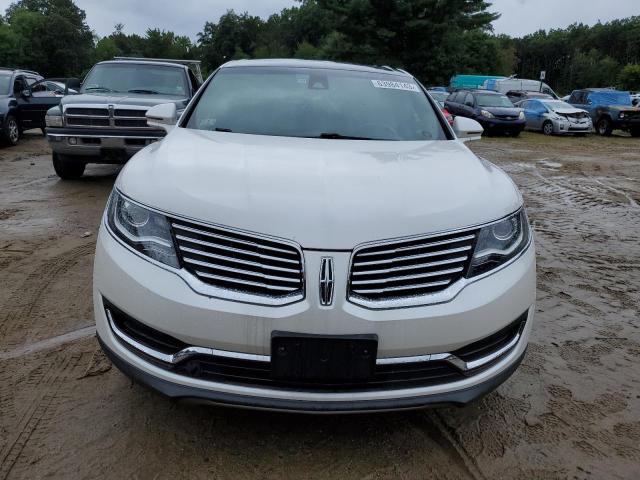 2LMTJ8LR3GBL68183 - 2016 LINCOLN MKX RESERVE Սպիտակ լուսանկար 5