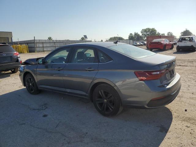 3VW7M7BU5RM069947 - 2024 VOLKSWAGEN JETTA SE GRAY photo 2