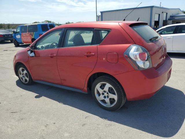 5Y2SP6E85AZ414605 - 2010 PONTIAC VIBE RED photo 2