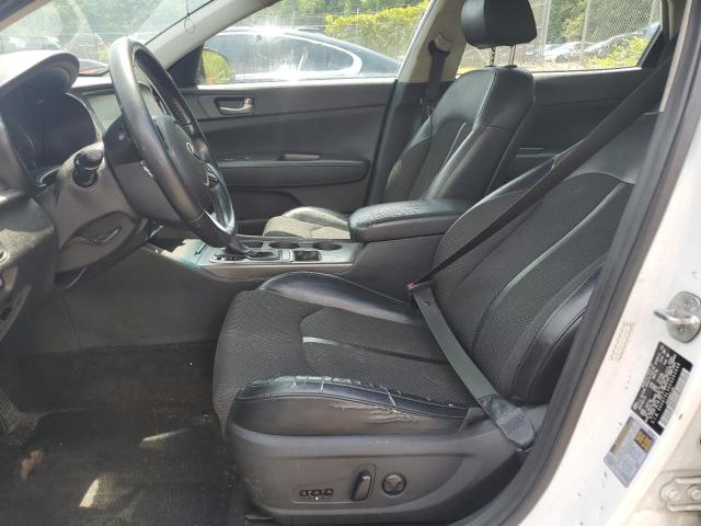 5XXGT4L35KG365648 - 2019 KIA OPTIMA LX WHITE photo 7