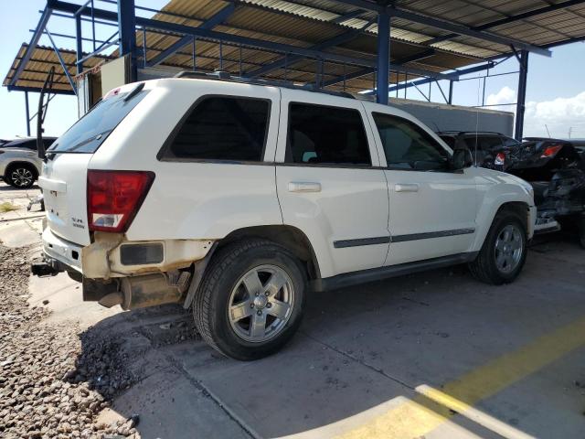 1J8HR58255C572062 - 2005 JEEP GRAND CHER LIMITED WHITE photo 3