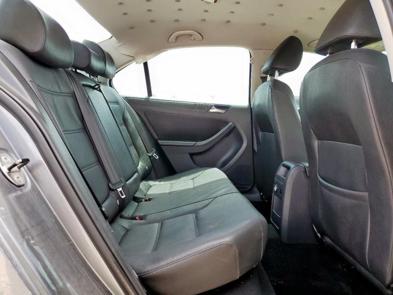 3VWDX7AJXBM357003 - 2011 VOLKSWAGEN JETTA SE 灰色 照片 10