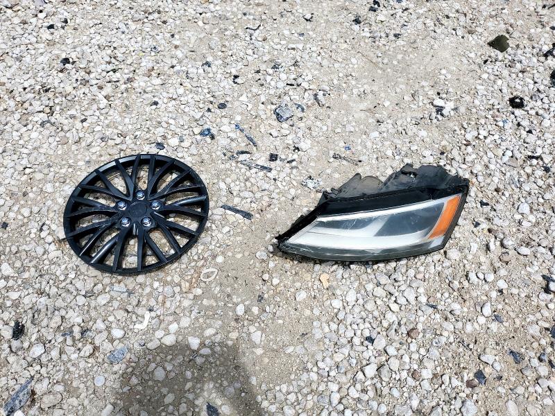 3VWDX7AJXBM357003 - 2011 VOLKSWAGEN JETTA SE 灰色 照片 12