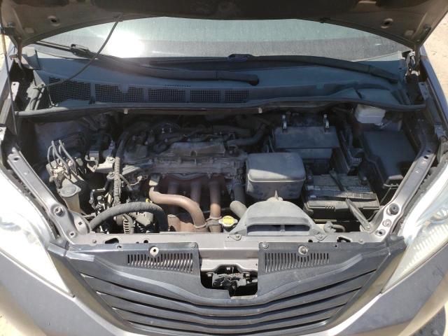 5TDKA3DC6BS003108 - 2011 TOYOTA SIENNA BASE GRAY photo 12