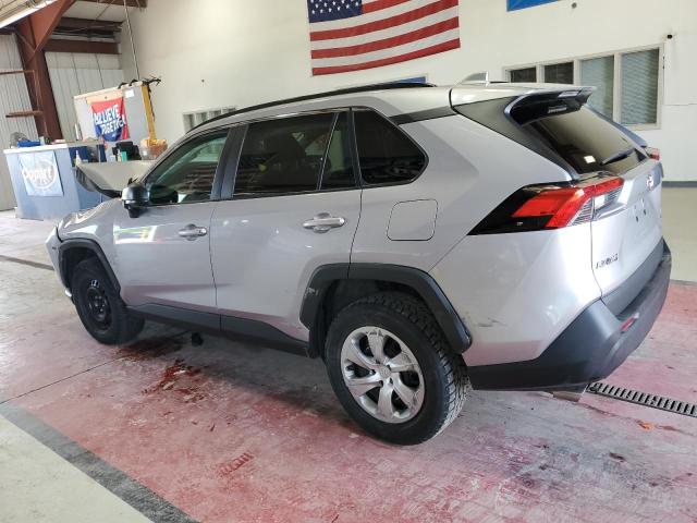 2T3F1RFV2LC073824 - 2020 TOYOTA RAV4 LE SILVER photo 2