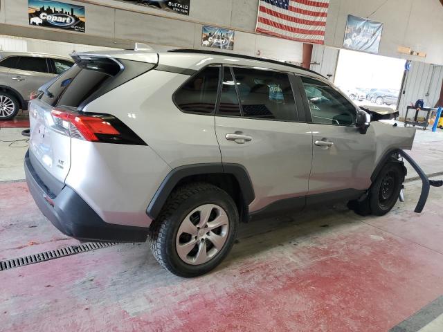 2T3F1RFV2LC073824 - 2020 TOYOTA RAV4 LE SILVER photo 3