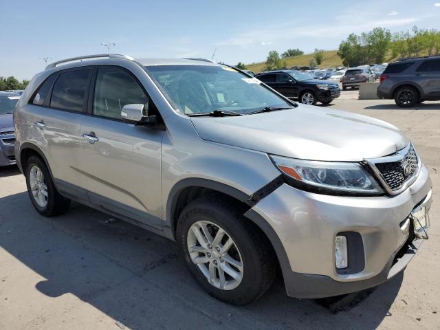 5XYKT3A64EG534981 - 2014 KIA SORENTO LX SILVER photo 4