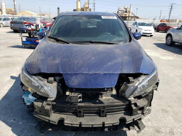 1N4AZ1CP0JC311636 - 2018 NISSAN LEAF S BLUE photo 5