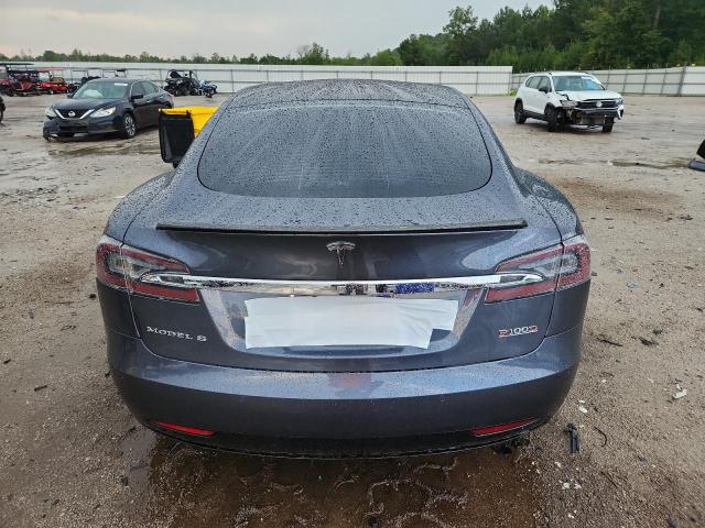 5YJSA1E44JF243076 - 2018 TESLA MODEL S GRAY photo 6
