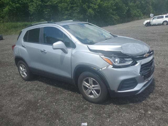 KL7CJPSB0KB827504 - 2019 CHEVROLET TRAX 1LT SILVER photo 4