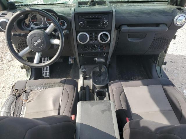 1J4GA59188L634858 - 2008 JEEP WRANGLER U SAHARA GREEN photo 8