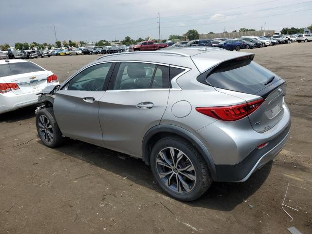 SJKCH5CR6HA039272 - 2017 INFINITI QX30 BASE SILVER photo 2