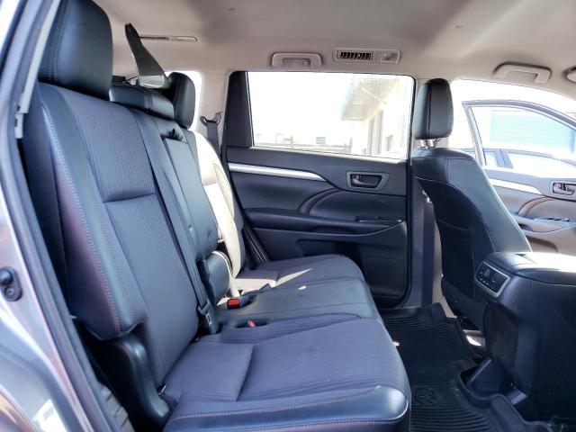 5TDBZRFHXHS454846 - 2017 TOYOTA HIGHLANDER LE GRAY photo 10