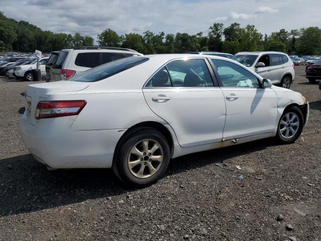 4T1BF3EK4AU569099 - 2010 TOYOTA CAMRY BASE თეთრი ფოტო 3