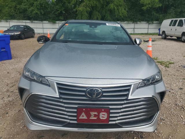 4T1BZ1FBXKU004576 - 2019 TOYOTA AVALON XLE SILVER photo 5