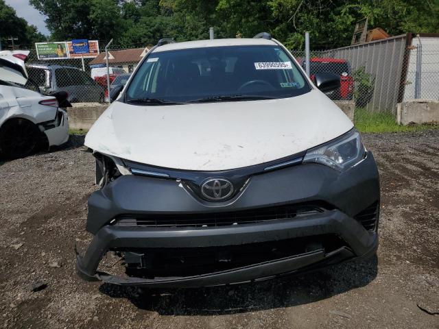 JTMBFREV4JJ737343 - 2018 TOYOTA RAV4 LE Ақ фото 5