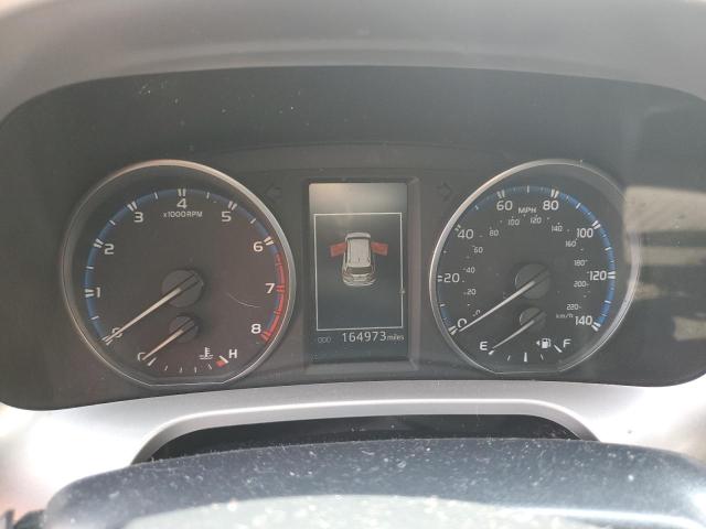 JTMBFREV4JJ737343 - 2018 TOYOTA RAV4 LE Ақ фото 9